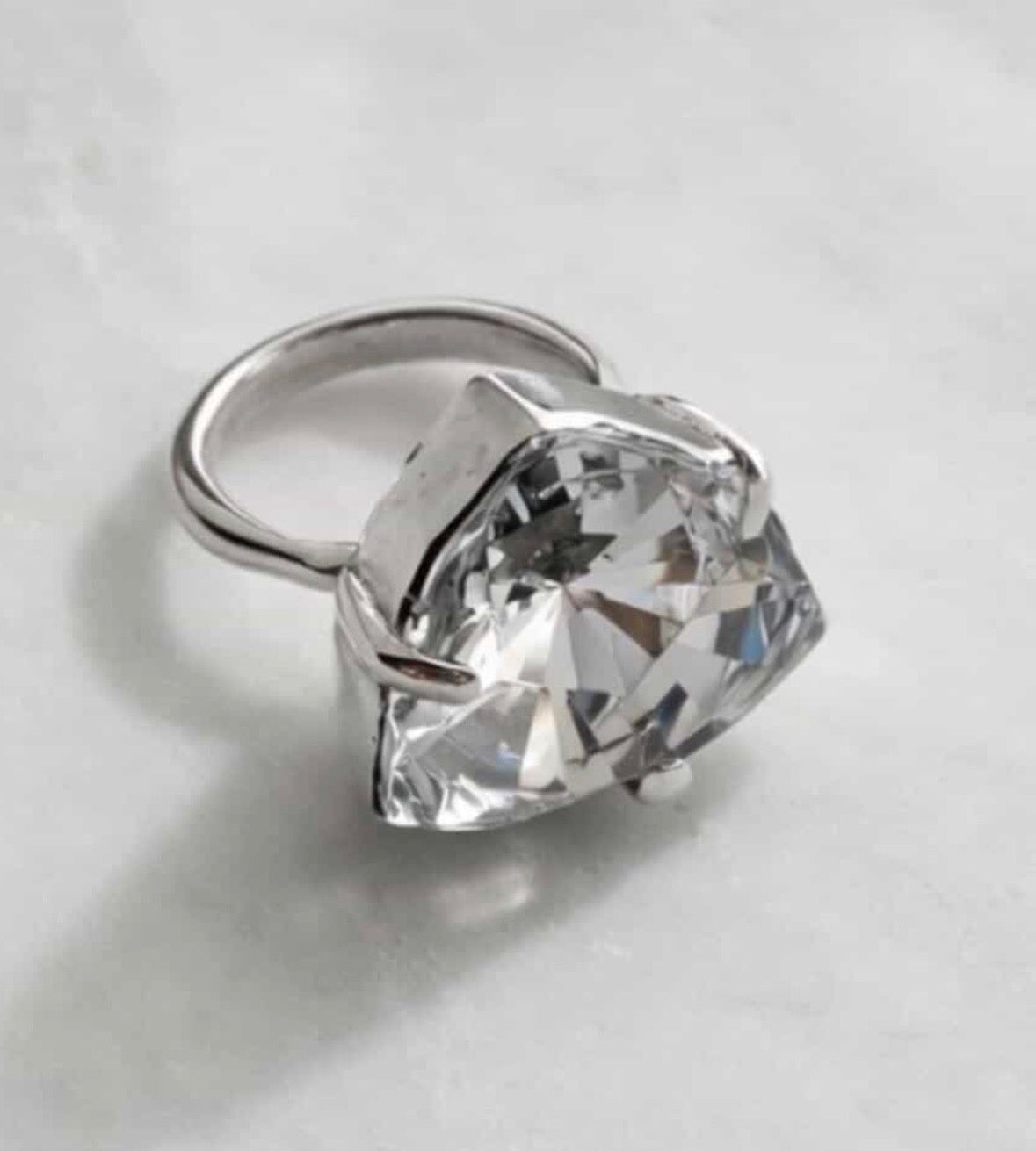 Ring 015