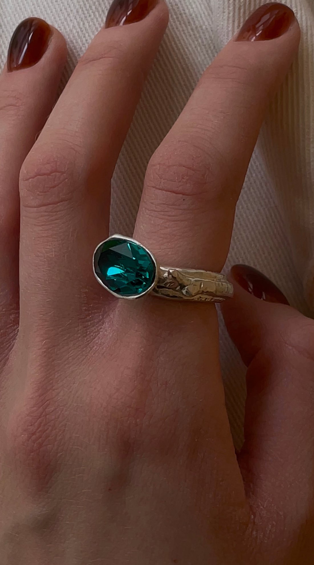 Ring EMERALD ENIGMA