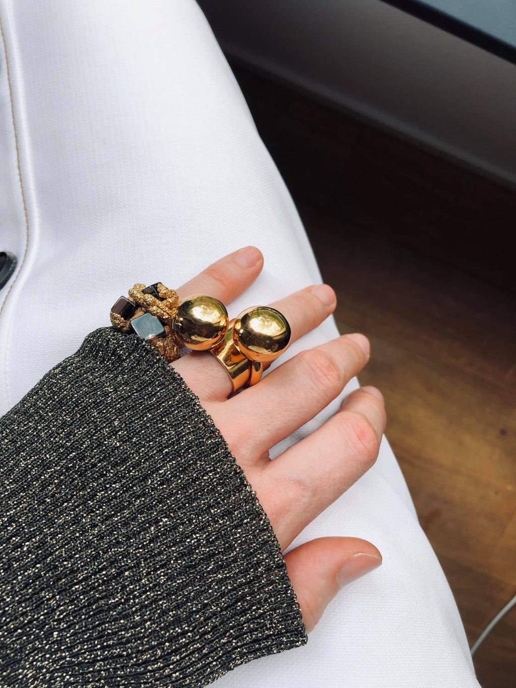 Oversize Bubble Ring Mindset