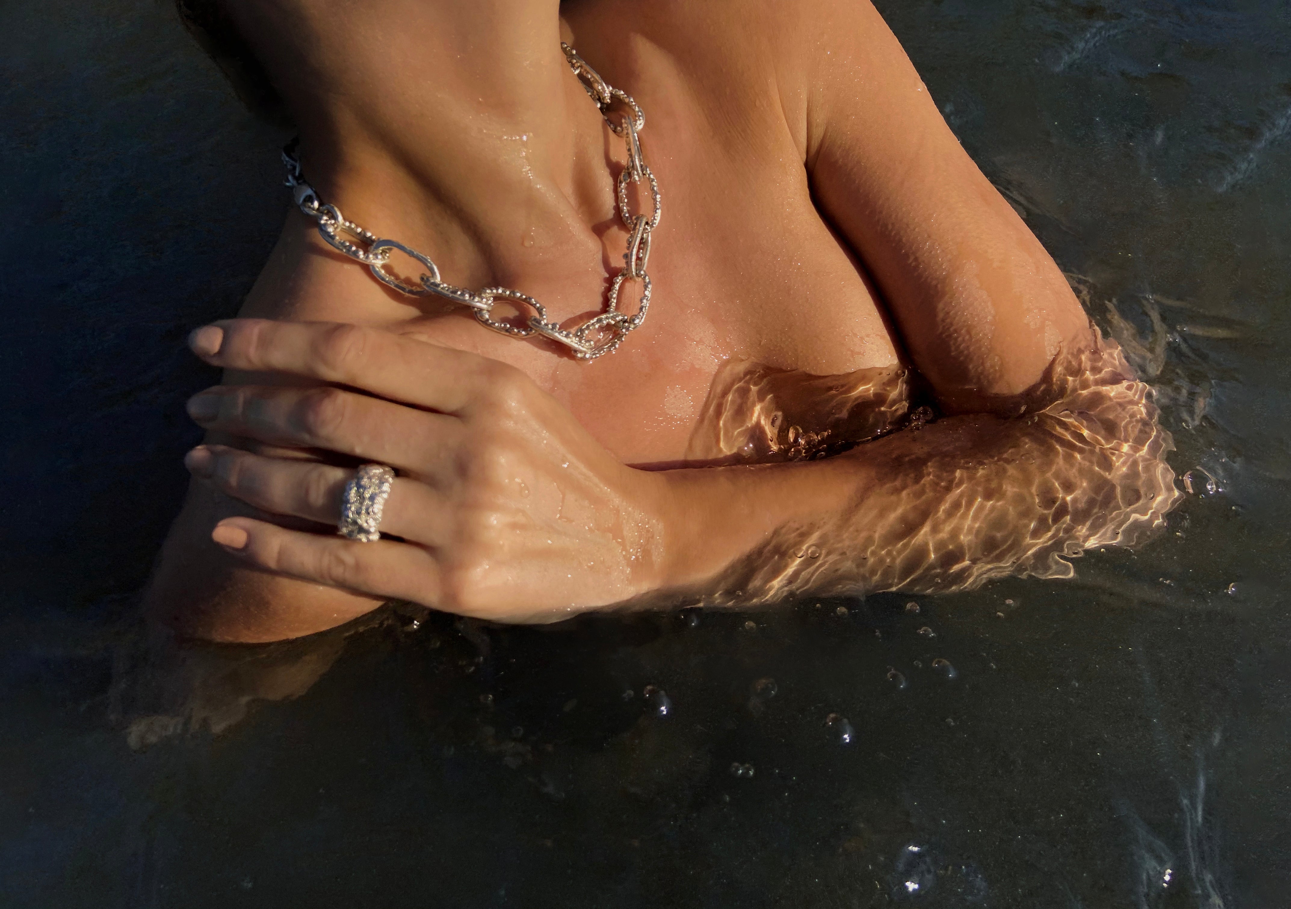 Necklace THE KISS