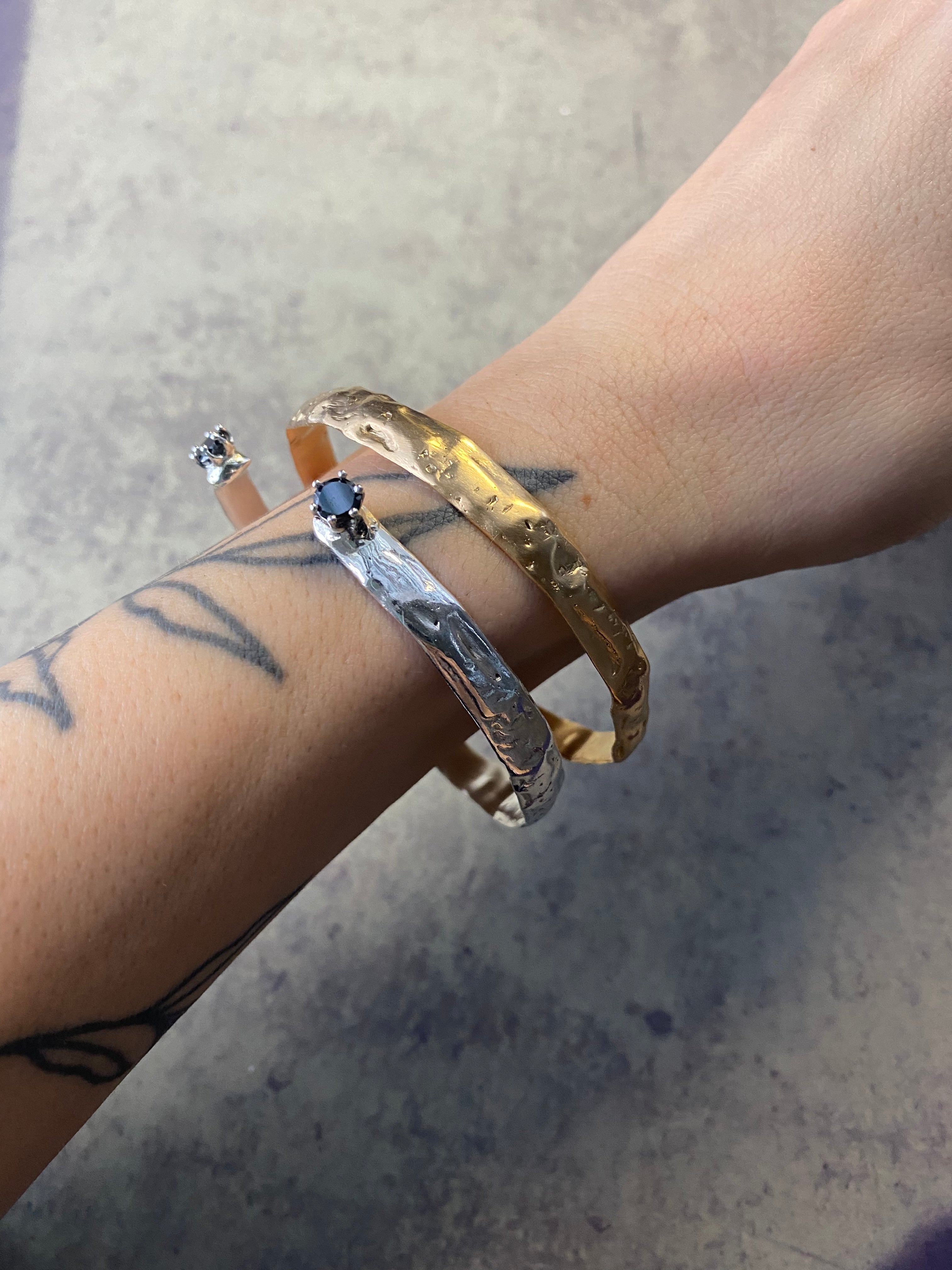 The Set of 2 Bracelets LOVING SMILE